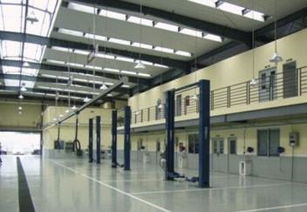 專業房屋維修與裝修服務 一站式解決廚房防水、辦公室工裝及管道疏通需求